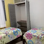 Otimo Apartamento em Ubatuba a 50 mts da Praia